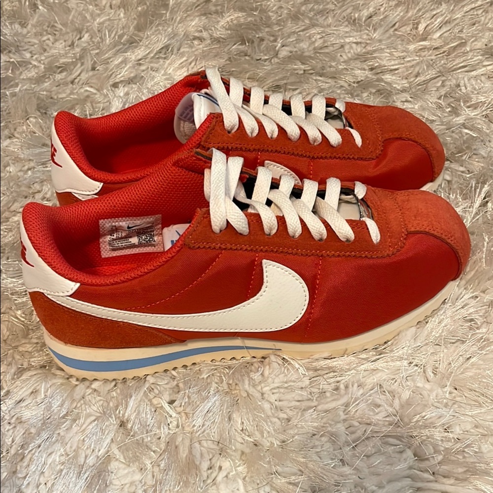 NEW Nike CORTEZ Red and White Sneakers